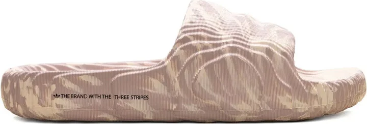Adilette textured slide sandals