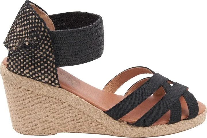 Adin Wedge Sandal - Image 10