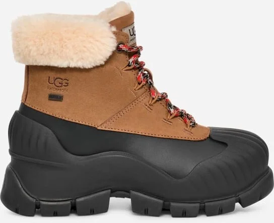 Adiroam Hiker
