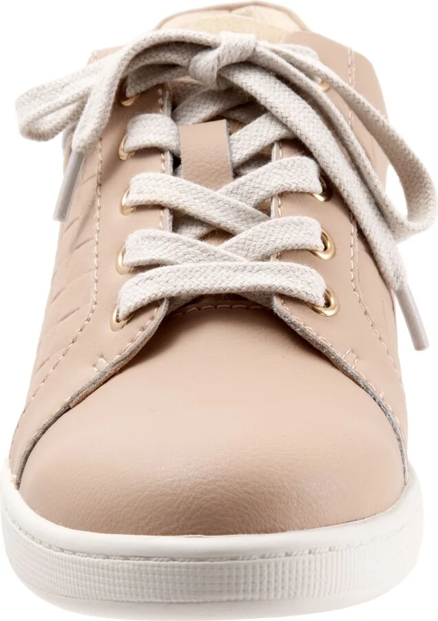 Adore Sneaker - Image 4