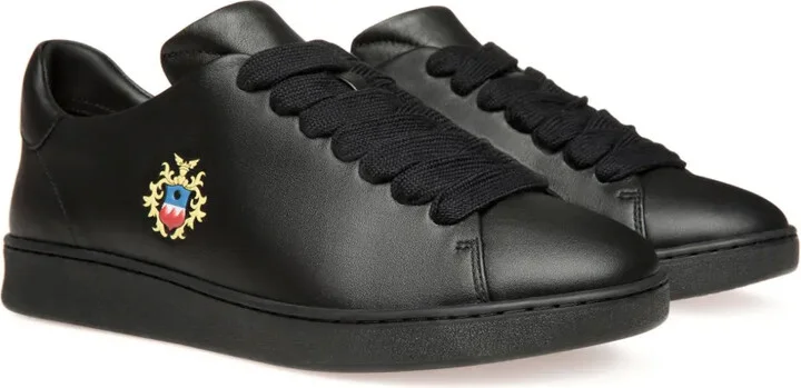 Adrien Brody trainers - Image 2