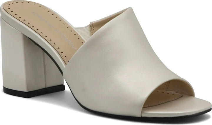 Adrienne Vittadini Albi Sandal