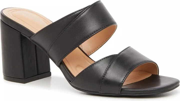Adrienne Vittadini Avah Sandal