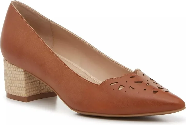 Adrienne Vittadini Graze Pump