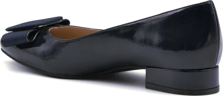 Adrienne Vittadini Pender-1 Flat - Image 2
