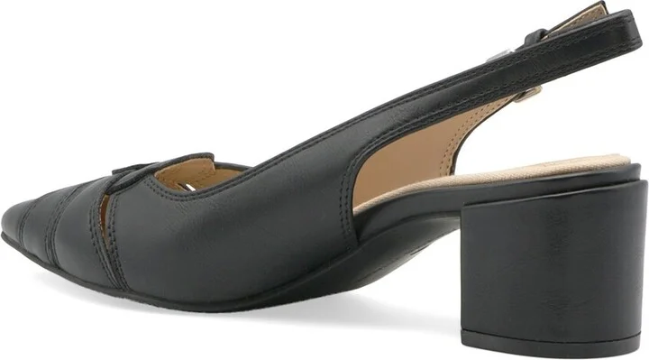 Adrienne Vittadini Pinot Leather Pump - Image 2