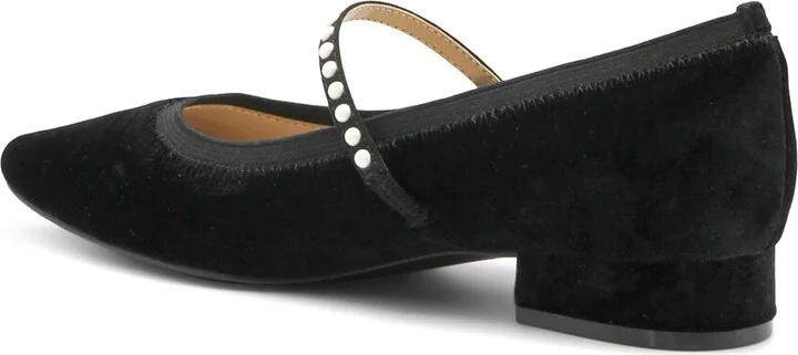 Adrienne Vittadini Piso Velvet Pump - Image 2