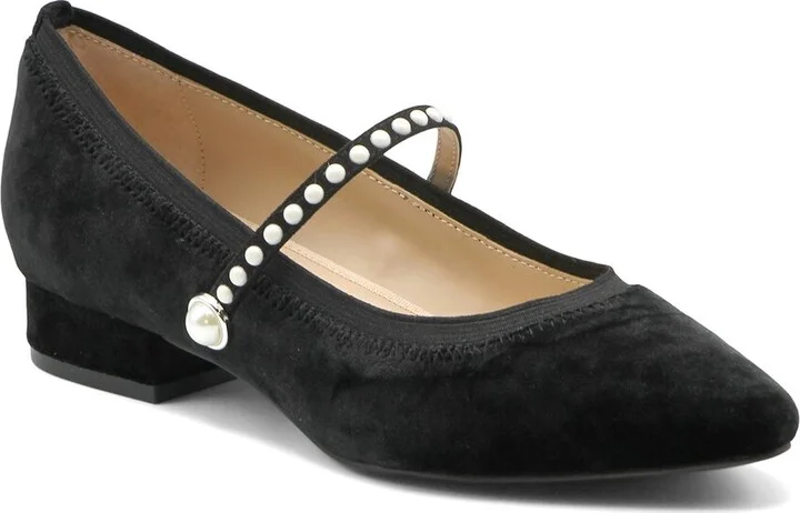 Adrienne Vittadini Piso Velvet Pump