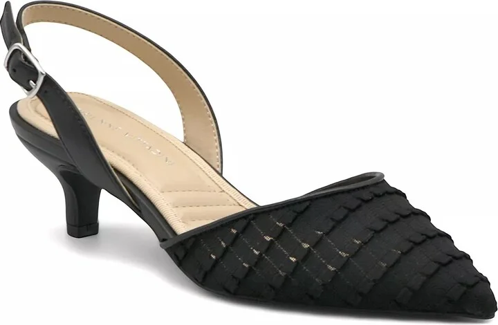Adrienne Vittadini Saveur Pump