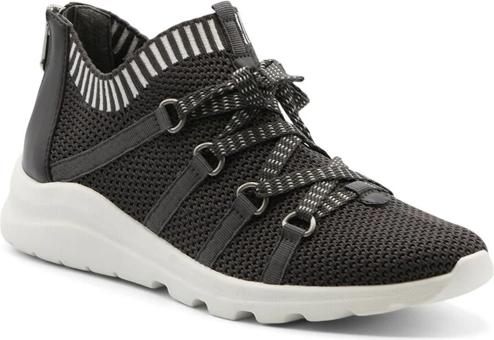 Adrienne Vittadini Tallie Sneaker