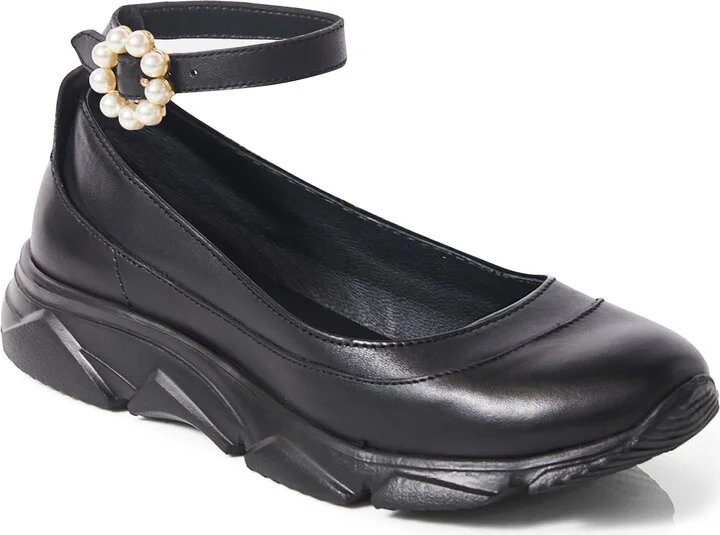 Adventure Ballet Sneaker