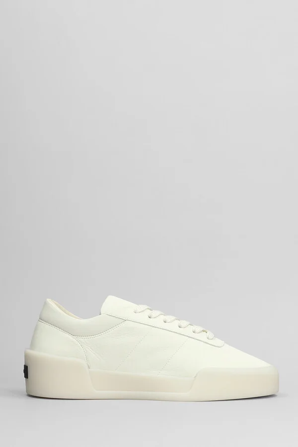 Aerobic Low Sneakers In Beige Suede