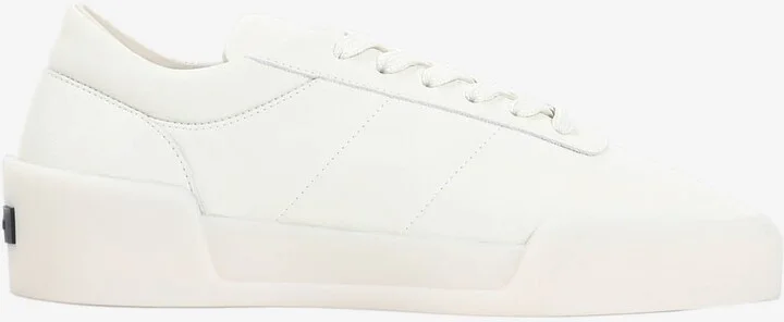 Aerobic Low-Top Sneakers