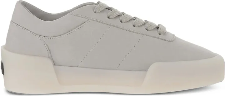 Aerobic low-top sneakers