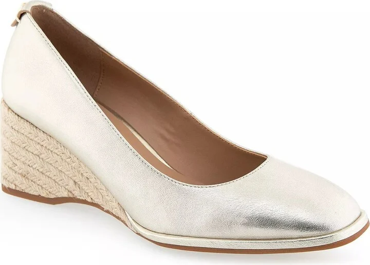 Soft Gold Metallic