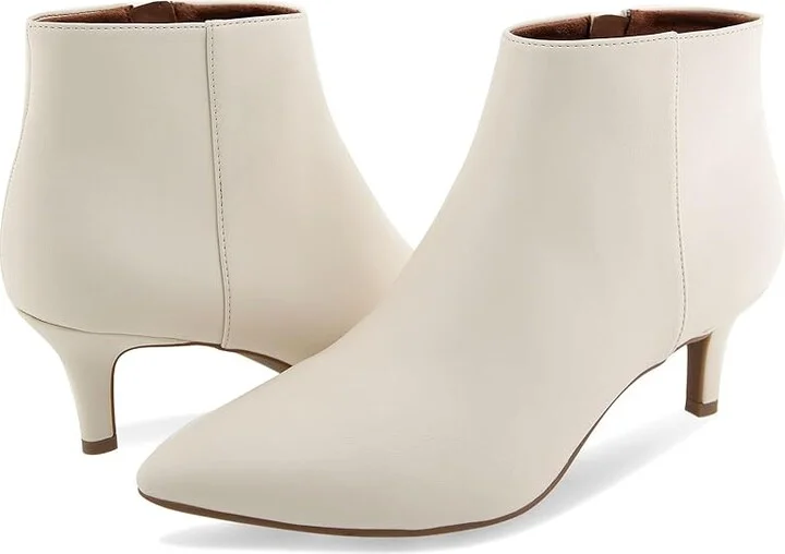 Aerosoles Edith Women's Boots Eggnog Faux Leather : 9.5 B - Medium, Leather/Rubber