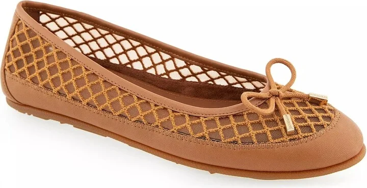 Tan