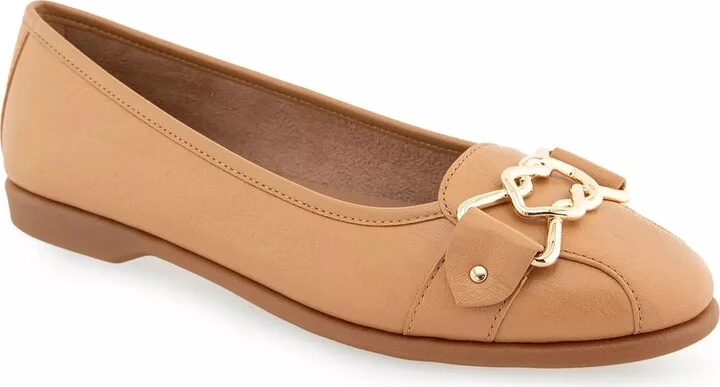 Tan