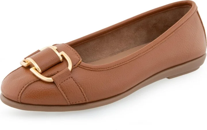 Tan Pu Leather