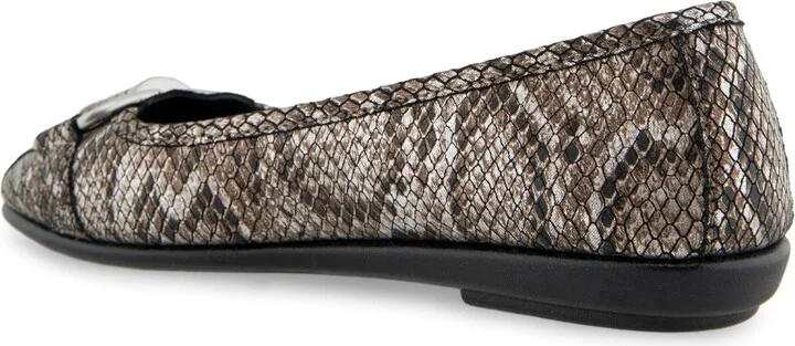 Aerosoles Women's Bentley Buckle Flats - Image 11