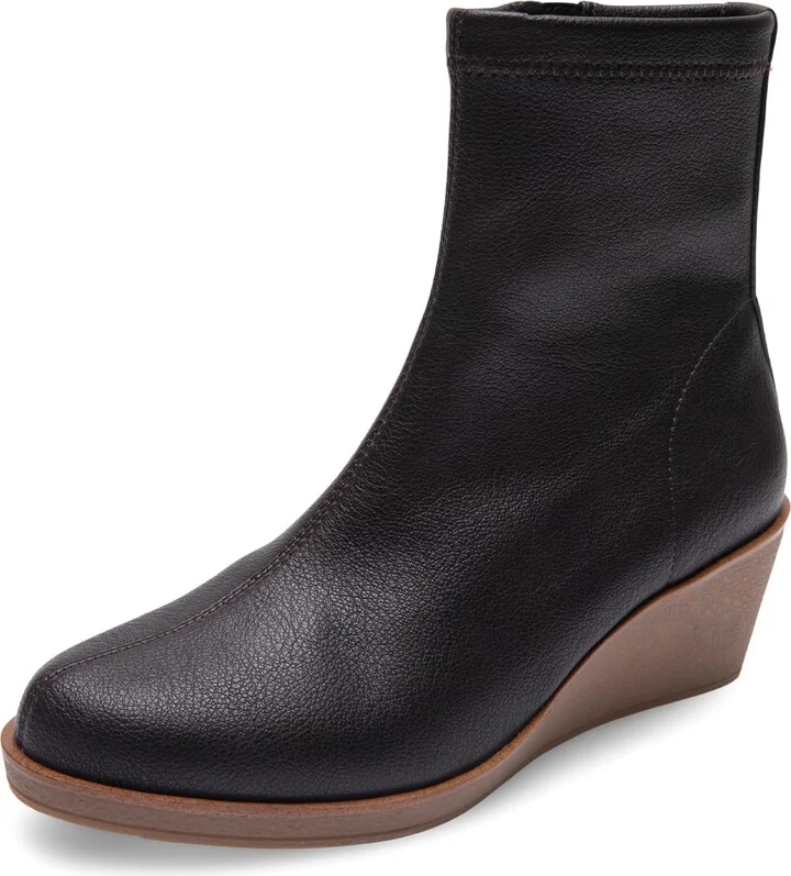 Java Stretch Pebbled Faux Leather