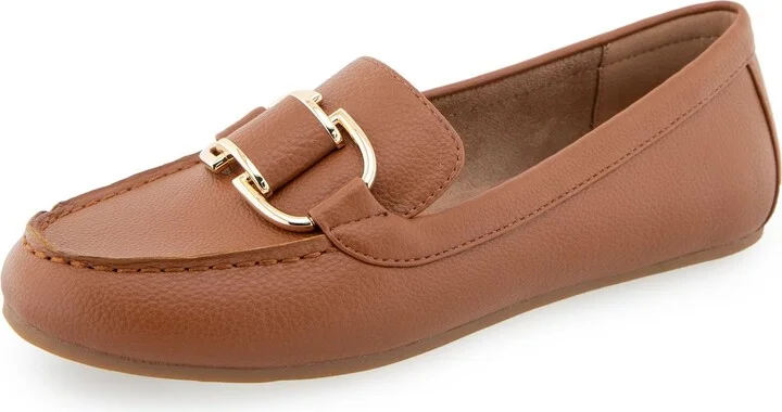 Tan Pu Leather