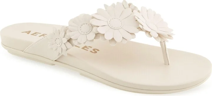 Aerosoles Women's Farrah Round Toe Thong Sandals