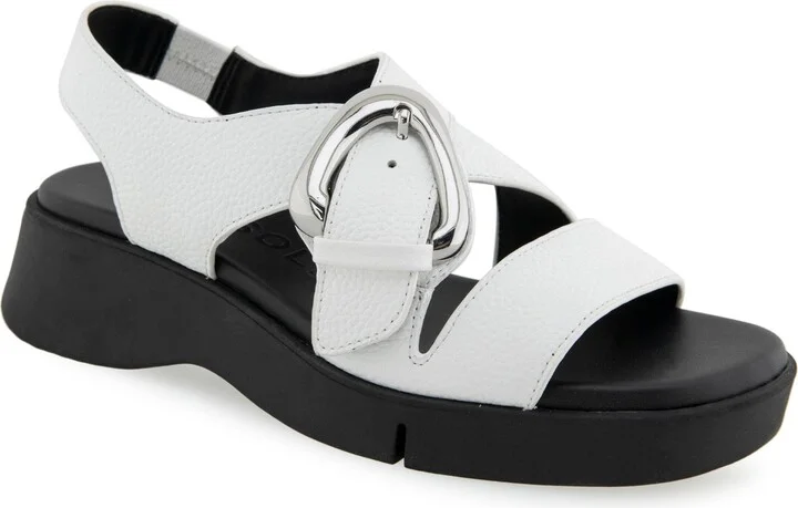 Aerosoles Women's Fez Round Toe Flatform Sandals