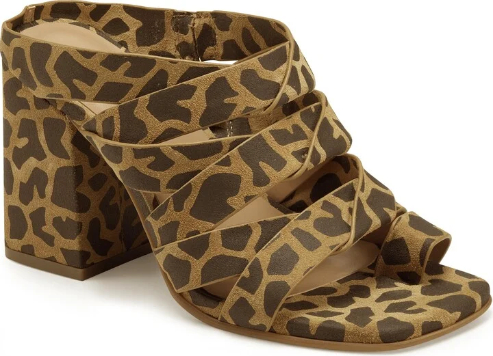 Brown Giraffe