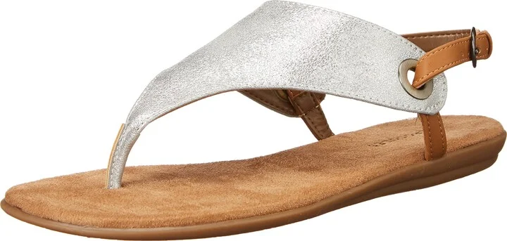Aerosoles Womens IN CONCHLUSION Flat Sandal Silver Metallic 7.5