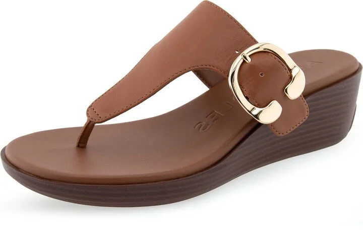Tan Pu Leather