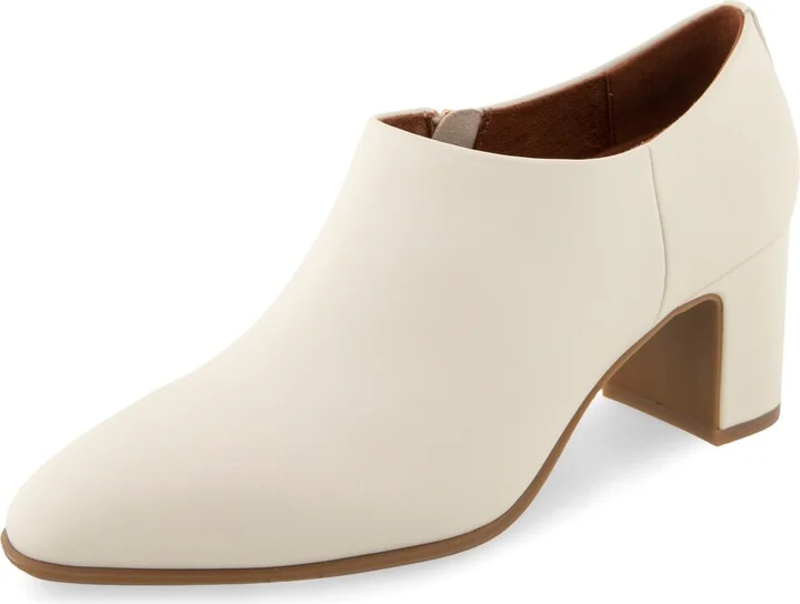 Eggnog Leather