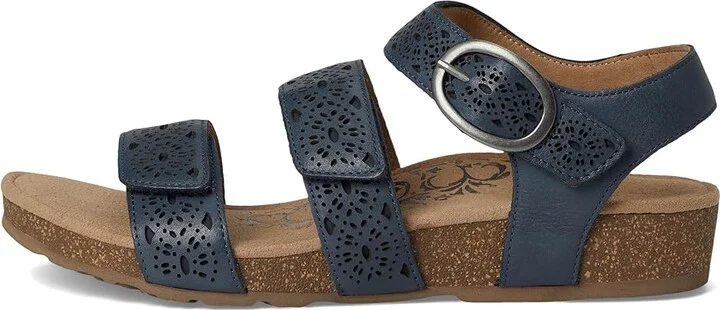 Aetrex Lilly Women's Sandals Navy Cutout : 6.5 M (B), Leather - Image 6