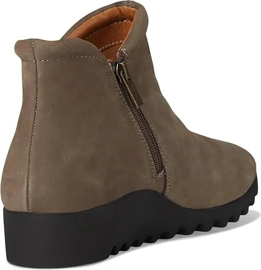Aetrex Zoey Women's Flat Shoes Dark Taupe : EU 40 (US Women's 9-9.5) M (B), Polyester/Suede - Image 4