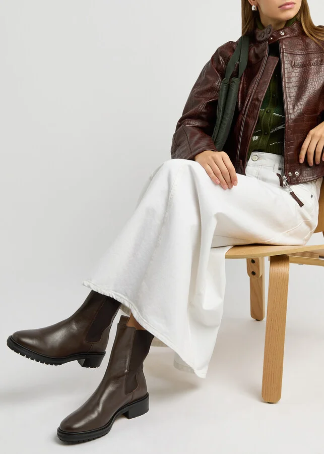 Aeyde Jack Leather Chelsea Boots - Image 9