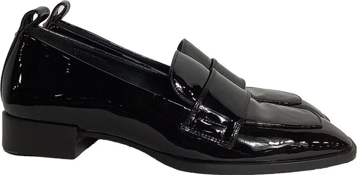 Aeyde Women's Patent Leather Julie 30mm Loafer (Authentic Pre-Loved)