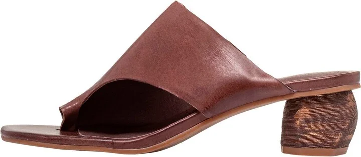 Afton Toe Loop Leather Dress Sandal - Image 10