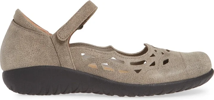Agathis Mary Jane Flat - Image 9