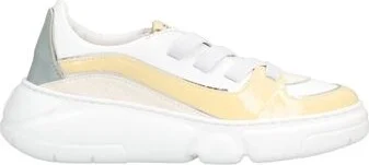 Pastel yellow