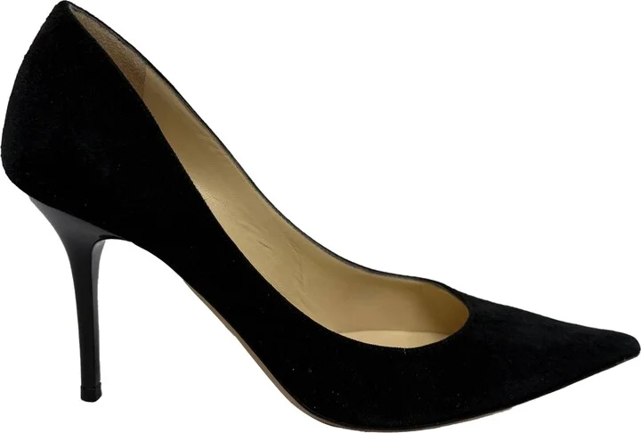 Agnes Pointed Pumps in Black Suede