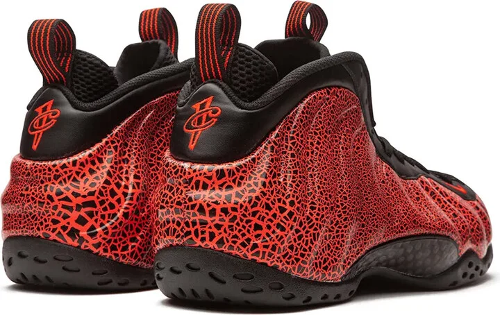 Air Foamposite One sneakers - Image 3