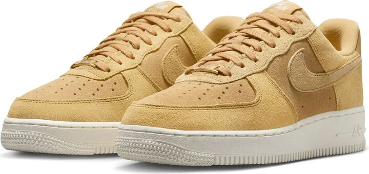 Air Force 1 '07 Basketball Sneaker