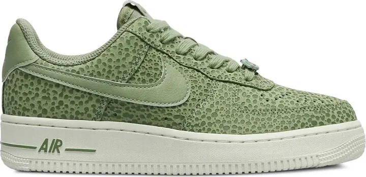 Air Force 1 '07 "Green" sneakers