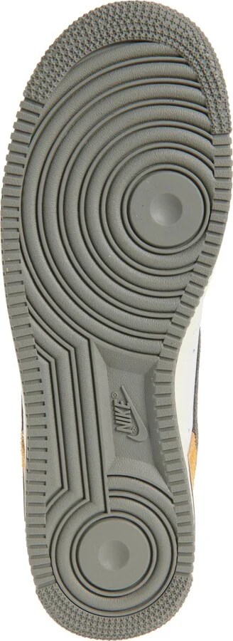 Air Force 1 '07 LV8 Sneaker - Image 6