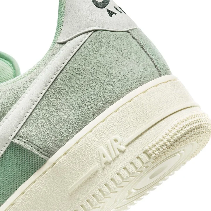 Air Force 1 '07 LV8 Sneaker - Image 7