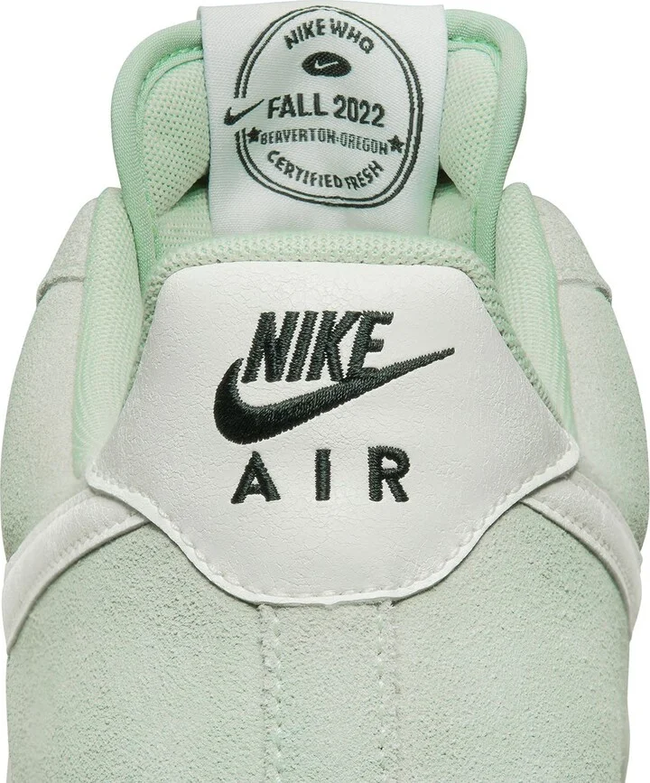 Air Force 1 '07 LV8 Sneaker - Image 9