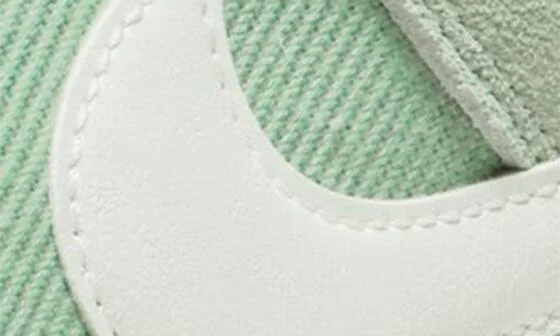 Air Force 1 '07 LV8 Sneaker - Image 10