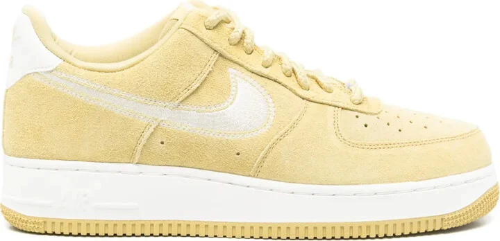 Air Force 1 '07 LV8 sneakers