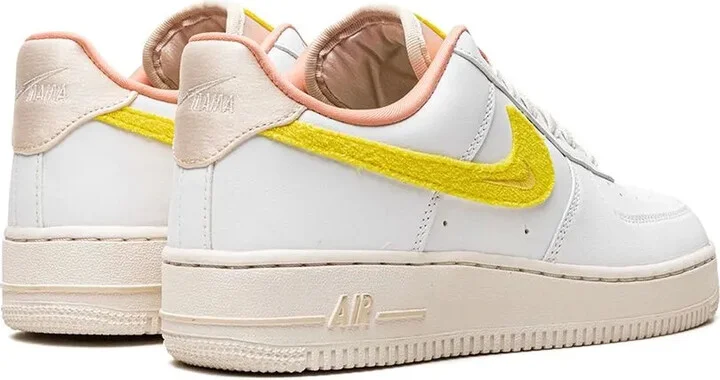 Air Force 1 '07 LX "White/Phantom/Pearl White/Yell" sneakers - Image 3