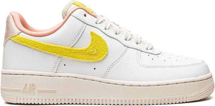 Air Force 1 '07 LX "White/Phantom/Pearl White/Yell" sneakers